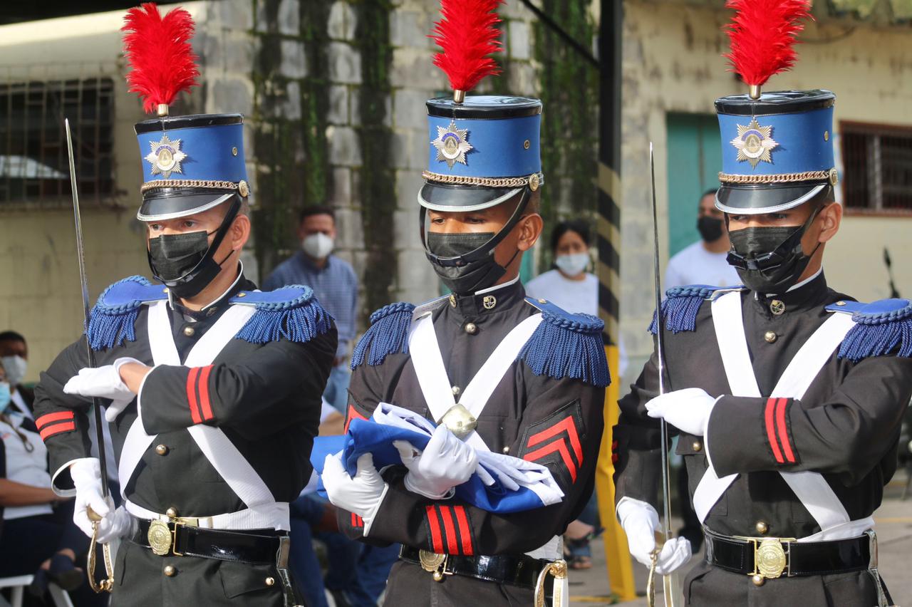 EN EL BICENTENARIO BANASUPRO E IHMA EXALTAN EL FERVOR PATRIO
