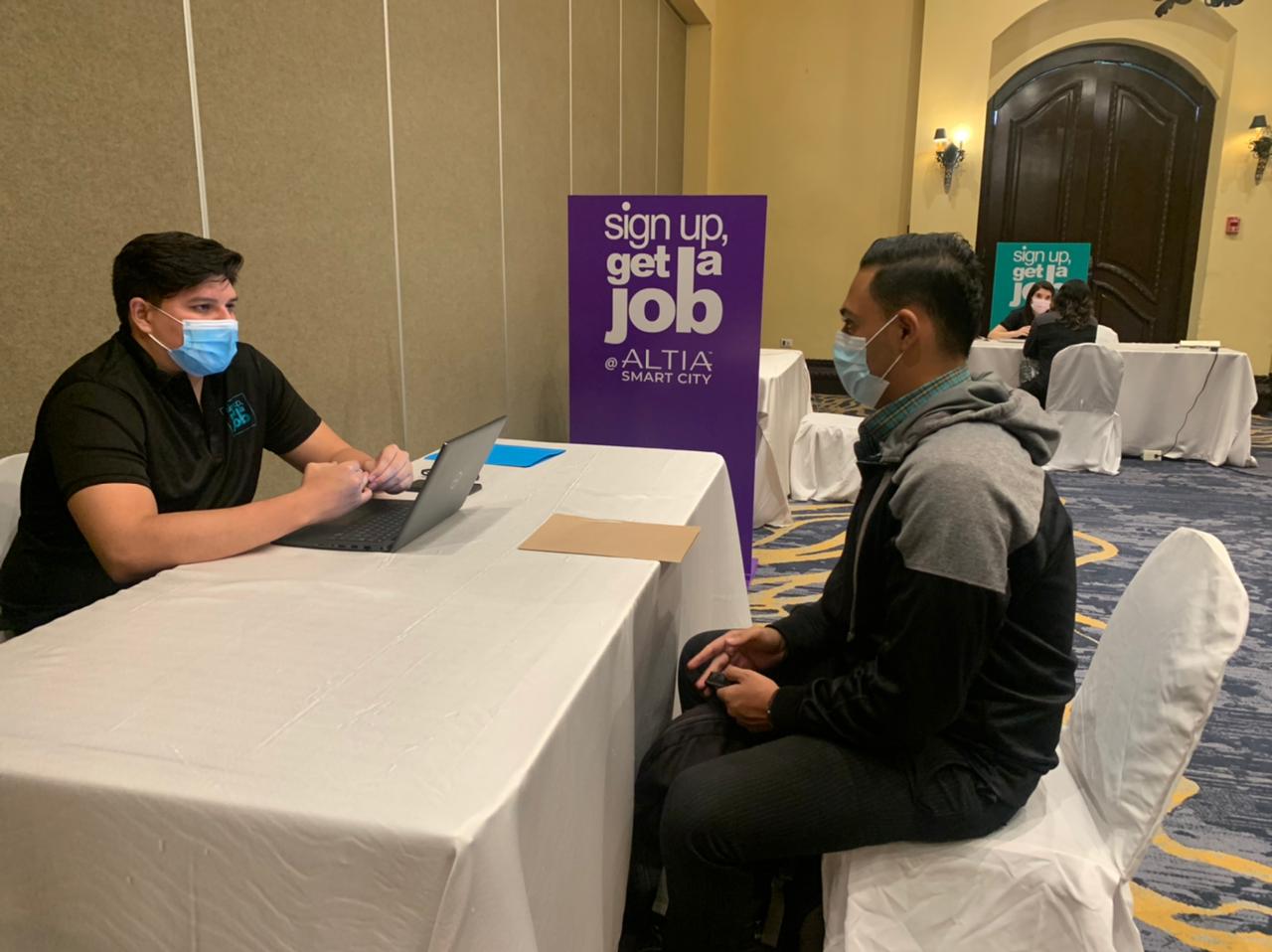 ALTIA Smart City realizó en Tegucigalpa su Feria de Empleo “Sign Up Get a Job”