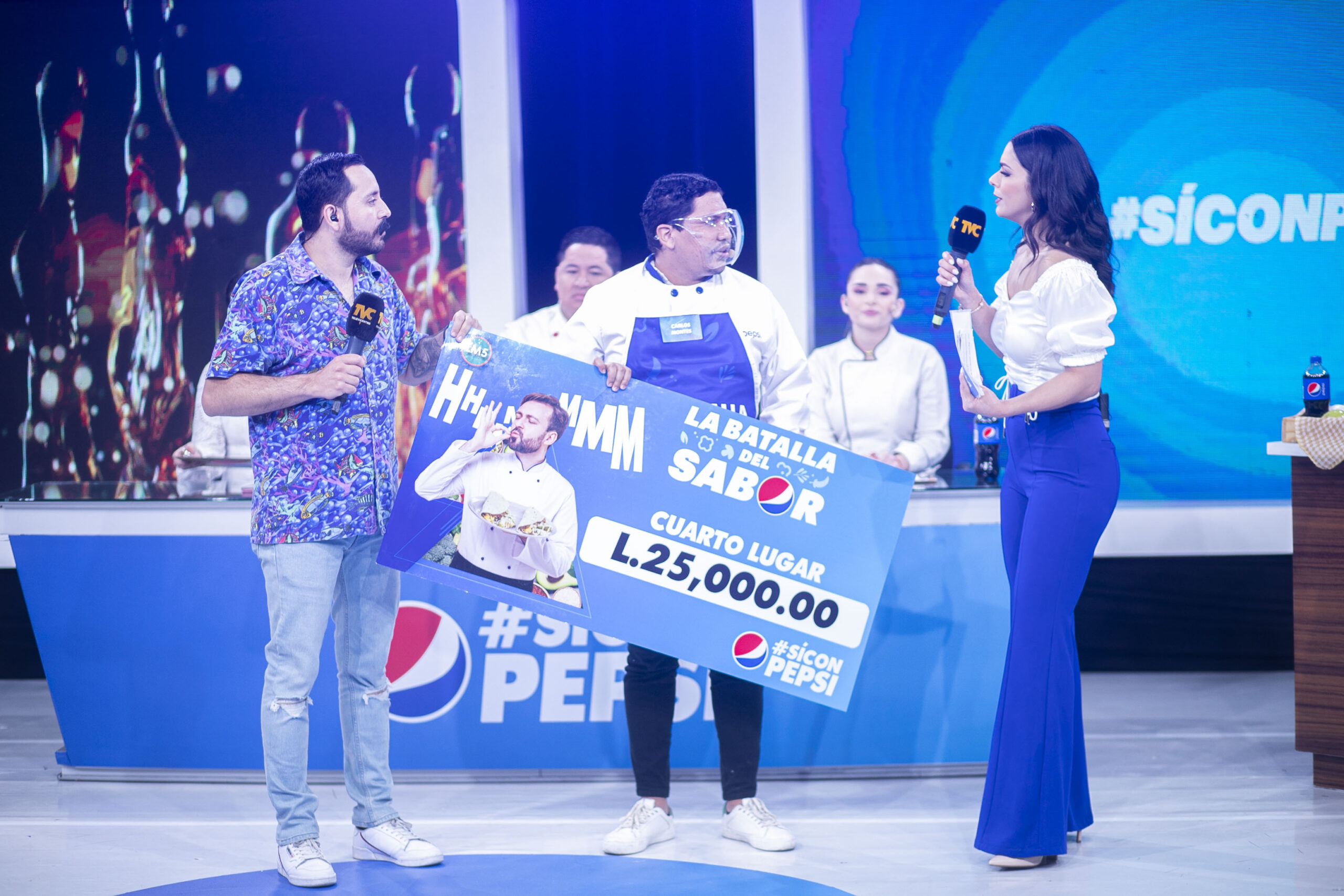 4 FUERON LOS SELECCIONADOS EN EL CONCURSO DE COCINA LA BATALLA DEL SABOR PEPSI, PERO SOLO 2 PERMANECEN EN LA COMPETENCIA