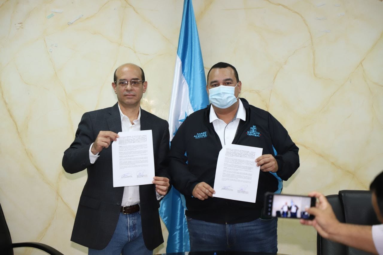 Alcaldía Municipal del Distrito Central e INSEP firman convenio para la creación del programa Comunidades Solidarias