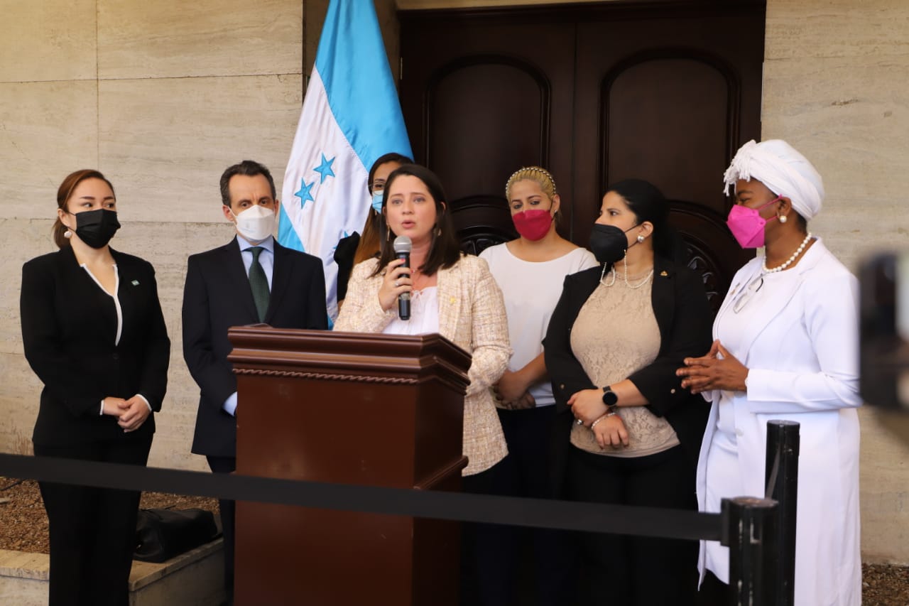 CN comienza trabajo de la Ley Integral de Erradicación de la Violencia hacia las Mujeres
