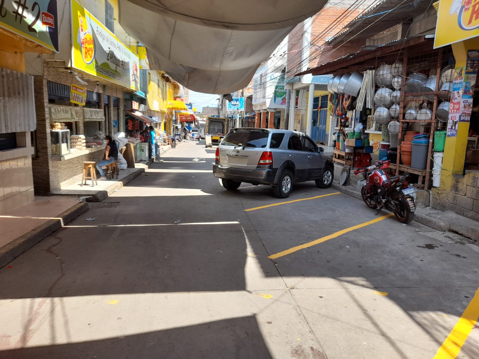 Inicia ordenamiento del mercado Zonal Belén          El compromiso de la comuna capitalina es ordenar la ciudad y los espacios públicos.