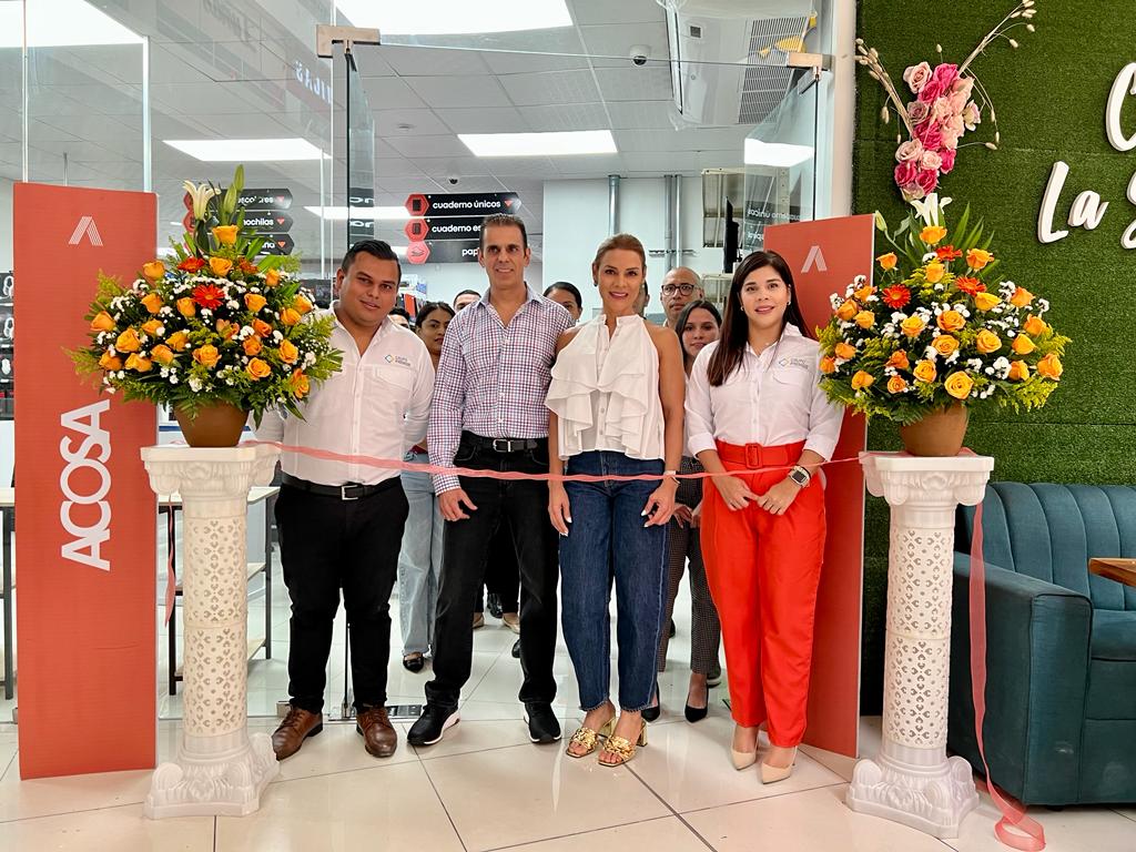 APERTURA DE ACOSA EN MALL PREMIER