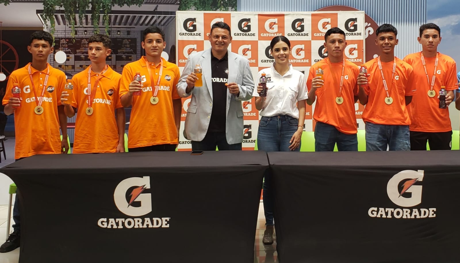 ¡Honduras triunfa en el Gatorade 5 versus 5 Global en Estambul! ¡La AFFI de Choluteca se corona campeona en la emocionante final!