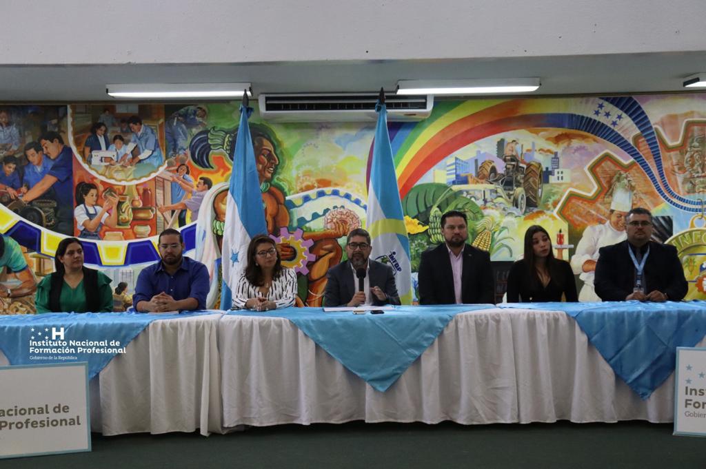 Comparecencia Del Director Ejecutivo del INFOP Lic. Carlos Suazo.