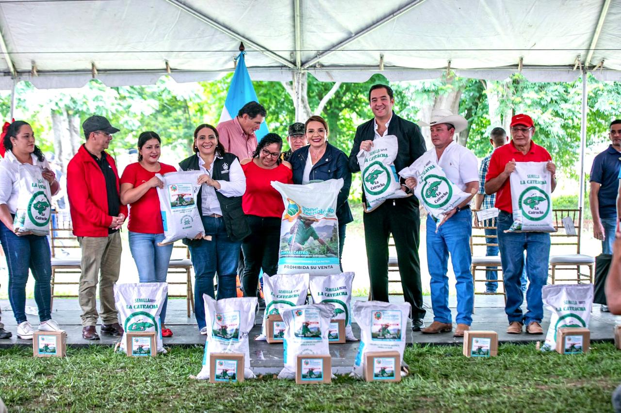 Mandataria Castro inicia distribución de 400mil Bonos Tecnológicos con la meta de producir10 millones de quintales de granos básicos