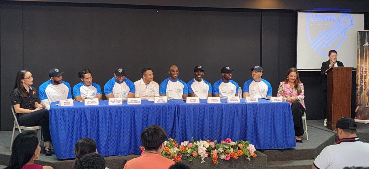 «Hermanos Catrachos» Abriendo Puertas al Futuro Futbolista de Niños, Niñas y Jóvenes de Honduras