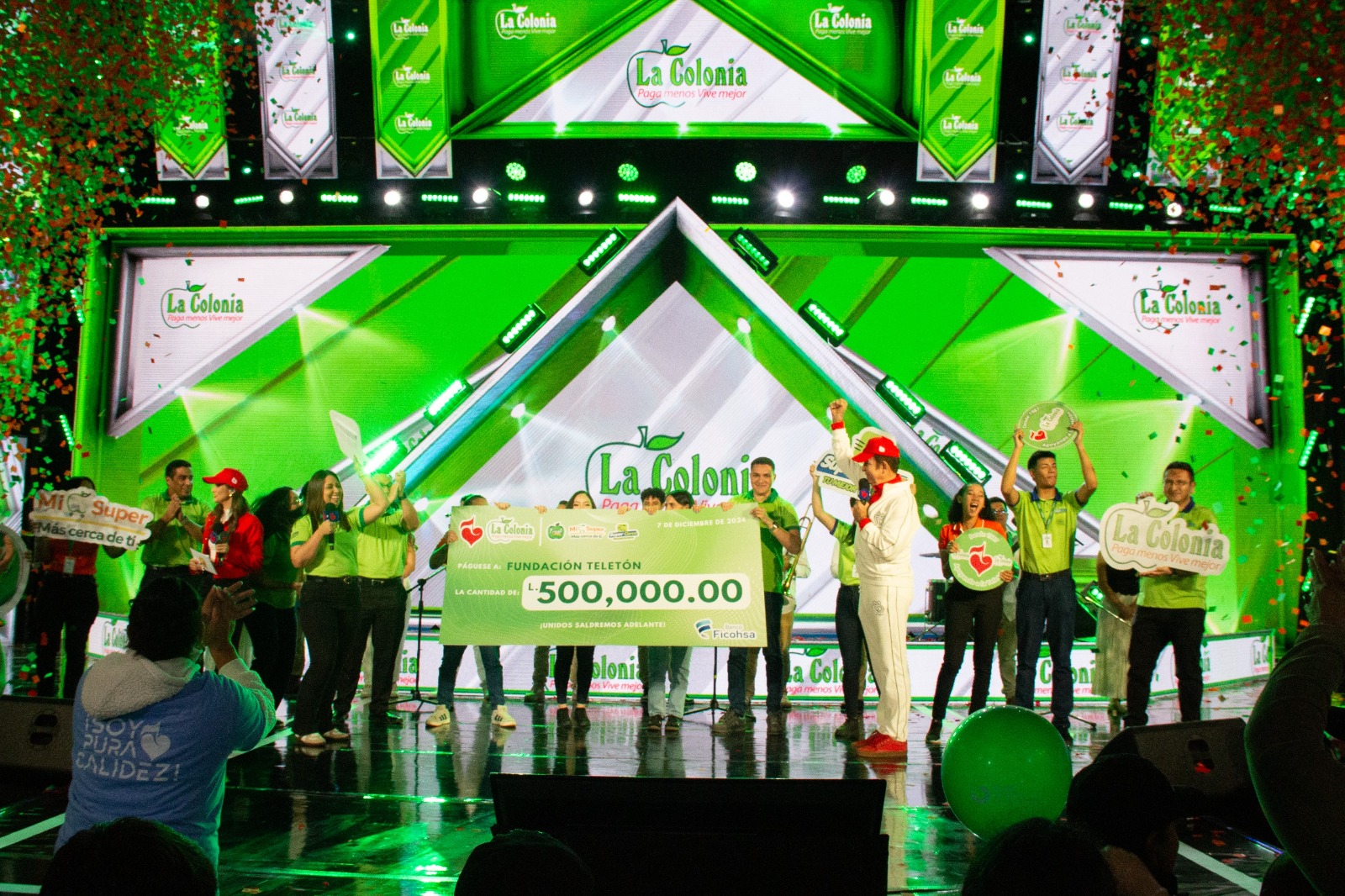Supermercados La Colonia refuerza su compromiso con la comunidad al realizar su donativo a la Teletón 2024