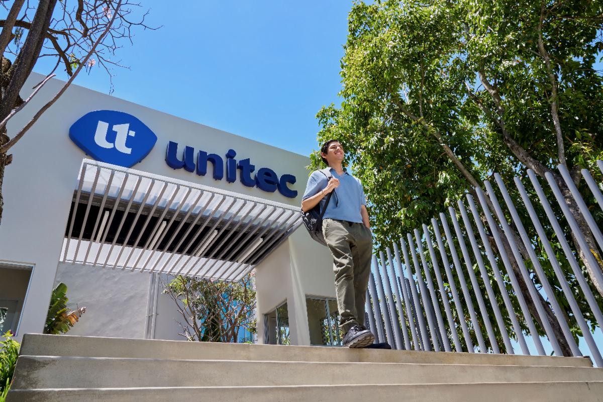 Telecamera Finta Unitec In Alluminio – LED Rosso, IP44, Per Deterrenza In Esterni